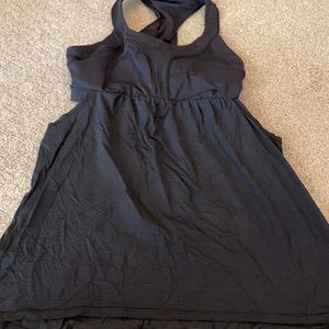 Lululemon black tank with built in sports bra